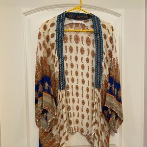 Entro Kimono